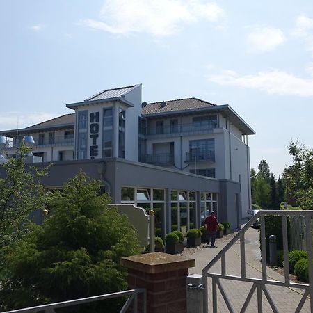 Hotel Till-Moyland Garni Екстер'єр фото